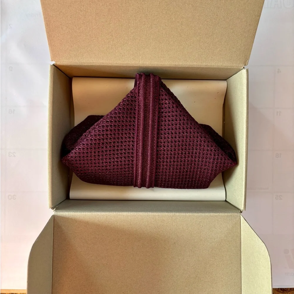 NWT Rothy's The Party Pouch in Garnet Sparkle - Picture 9 of 14